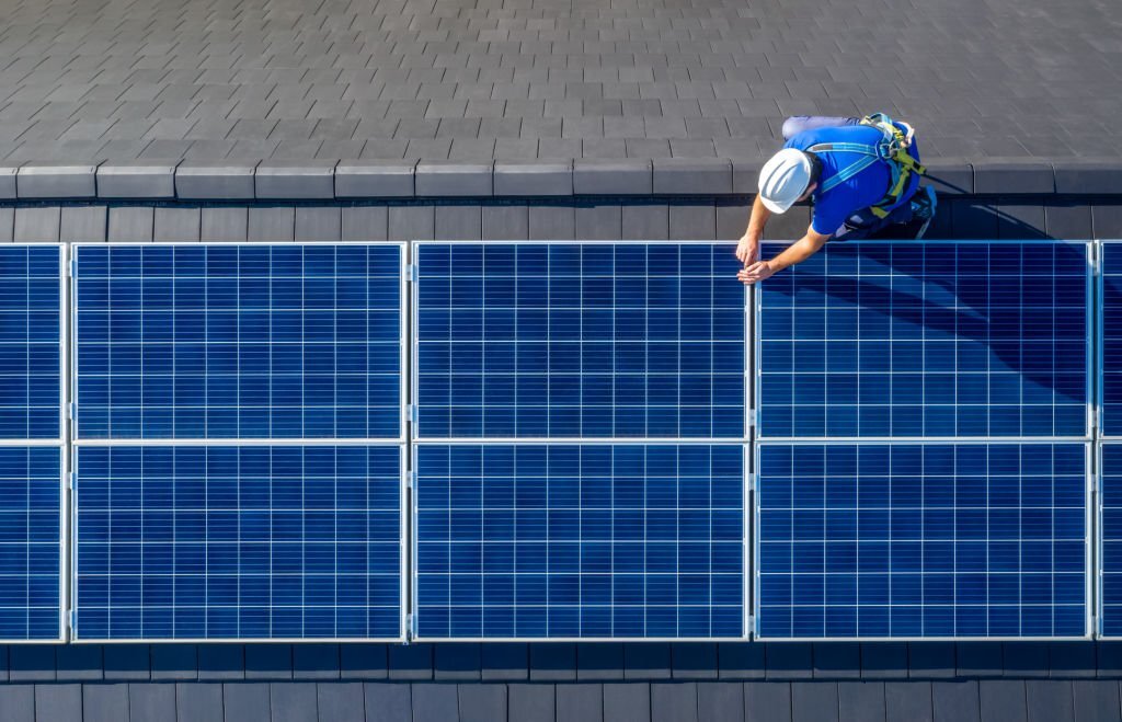 Energia: nei prossimi 4 anni in arrivo 150mila nuovi posti di lavoro