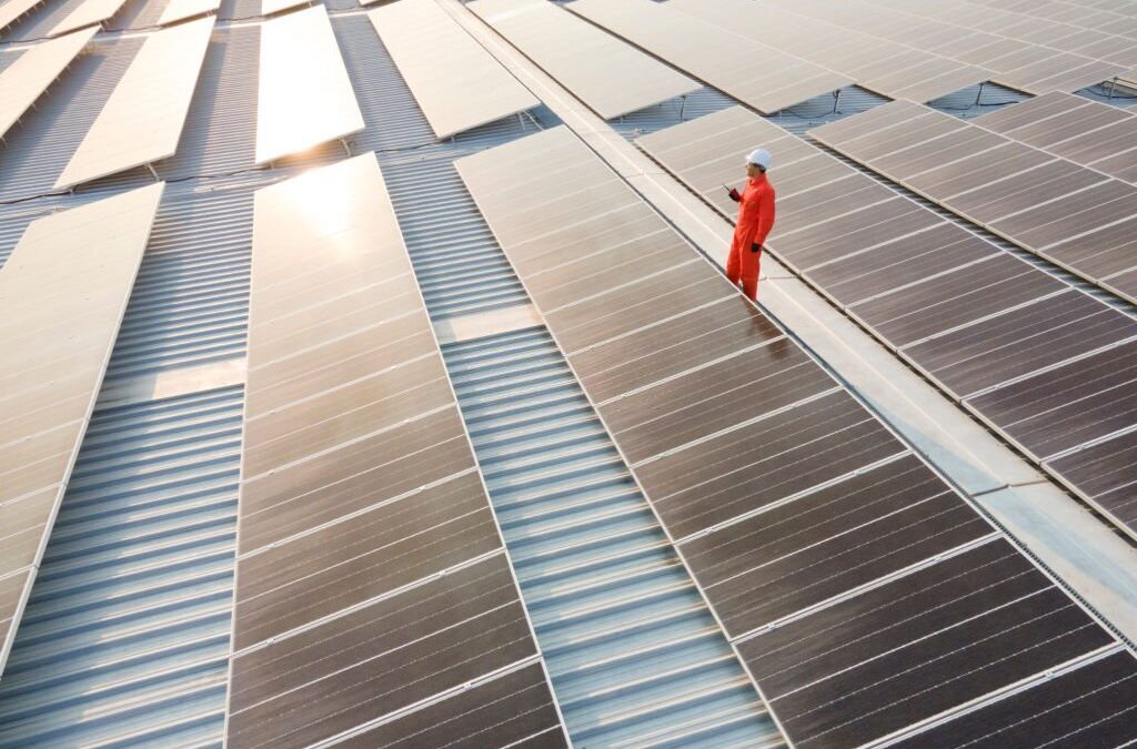Rinnovabili, l’Italia ancora a fatica. Tiene il fotovoltaico